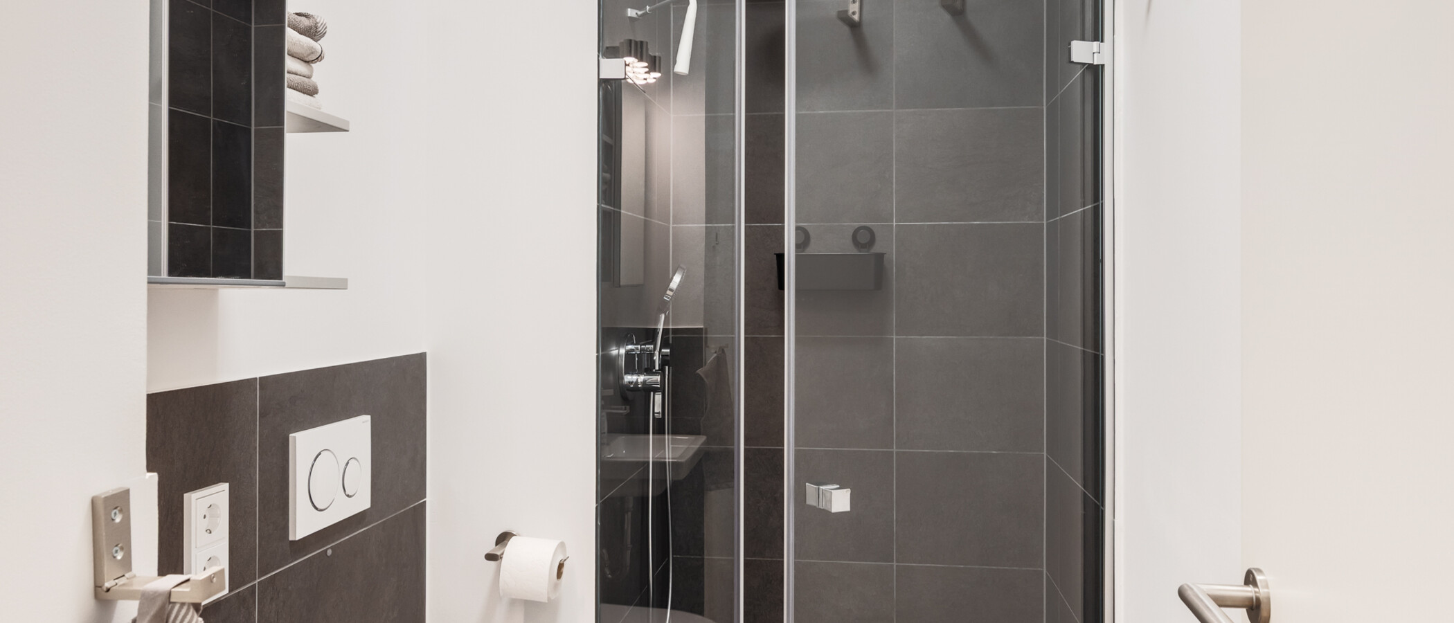 Wohnung München Neuhausen 01 2. Badezimmer 15011