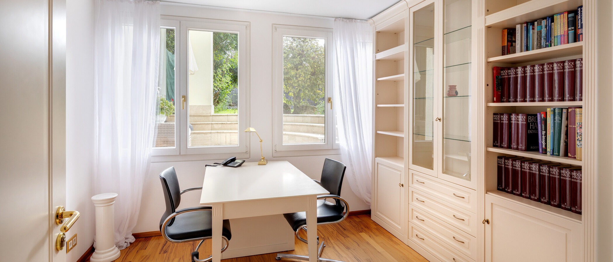 Villa Grünwald 01 Arbeitszimmer 15022