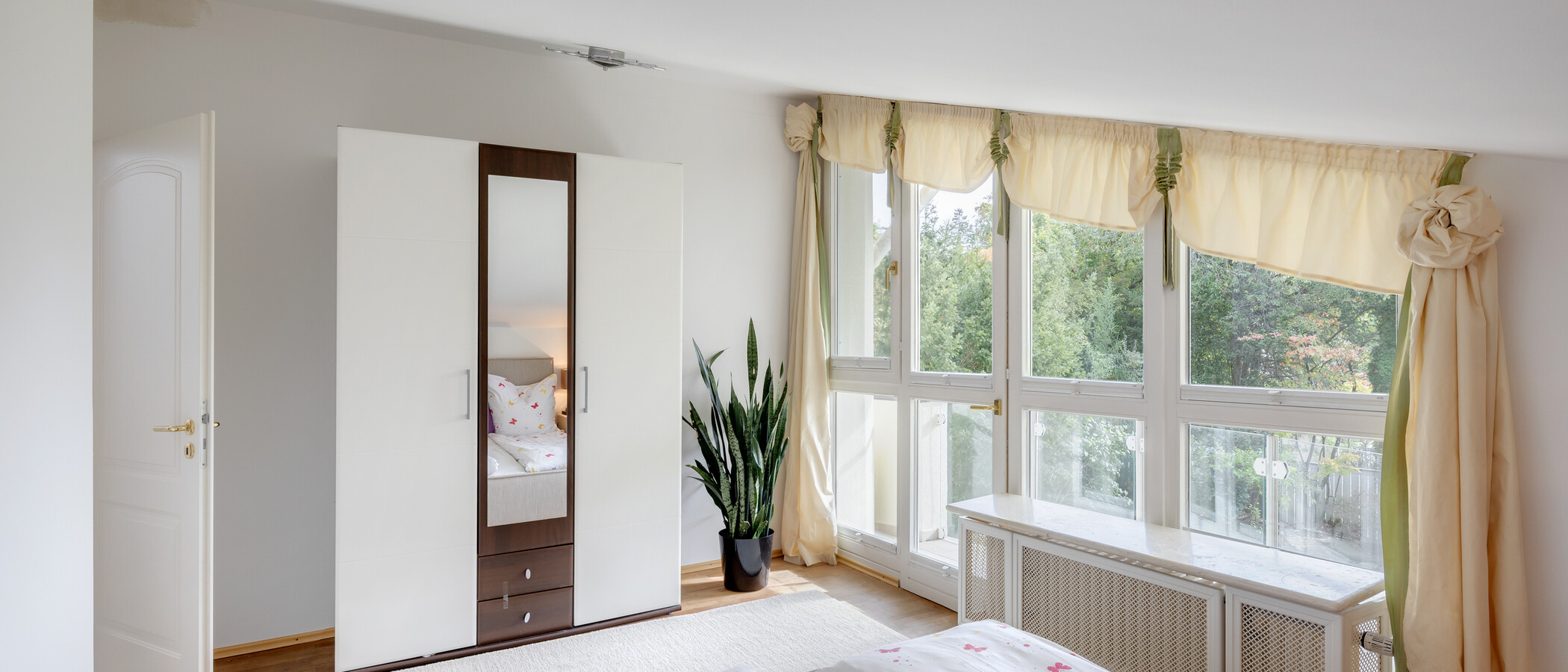 Villa Grünwald 02 3. Schlafzimmer 15022