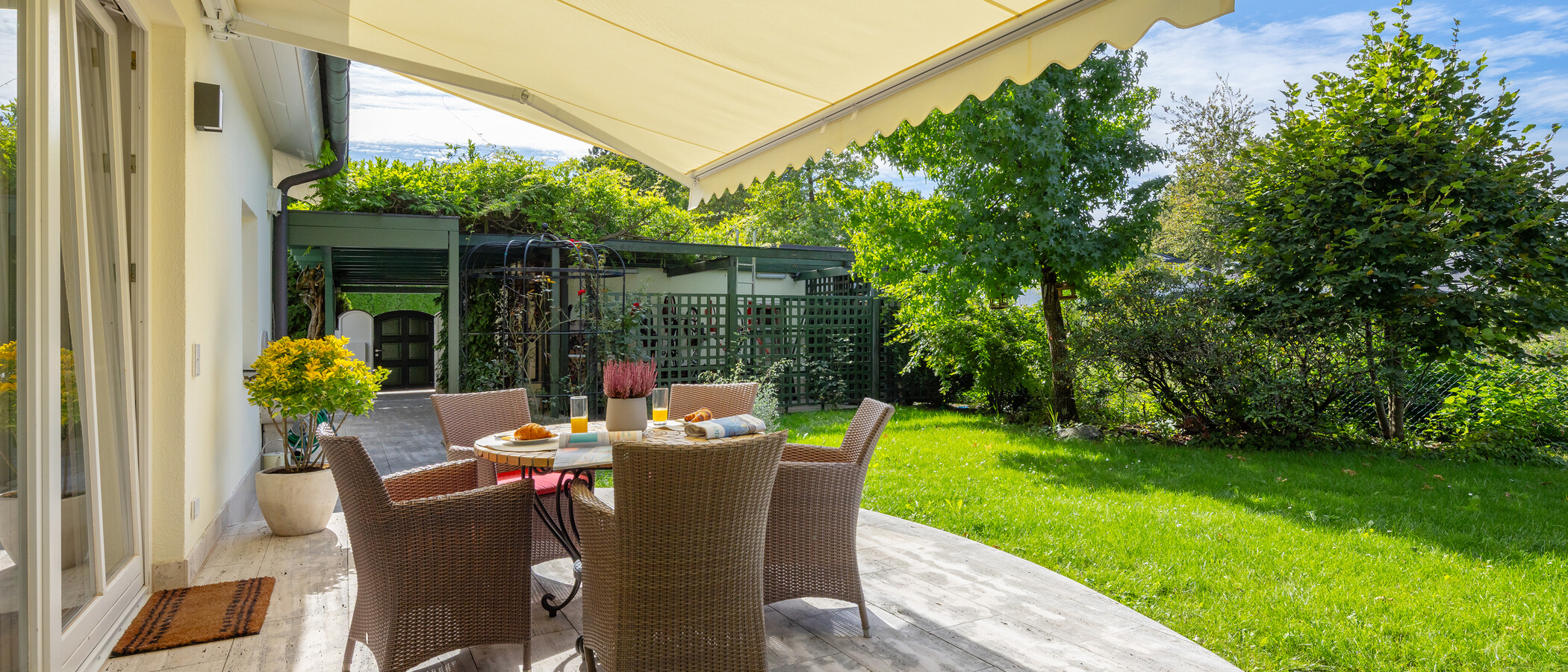 Villa Grünwald 01 2. Terrasse 15022