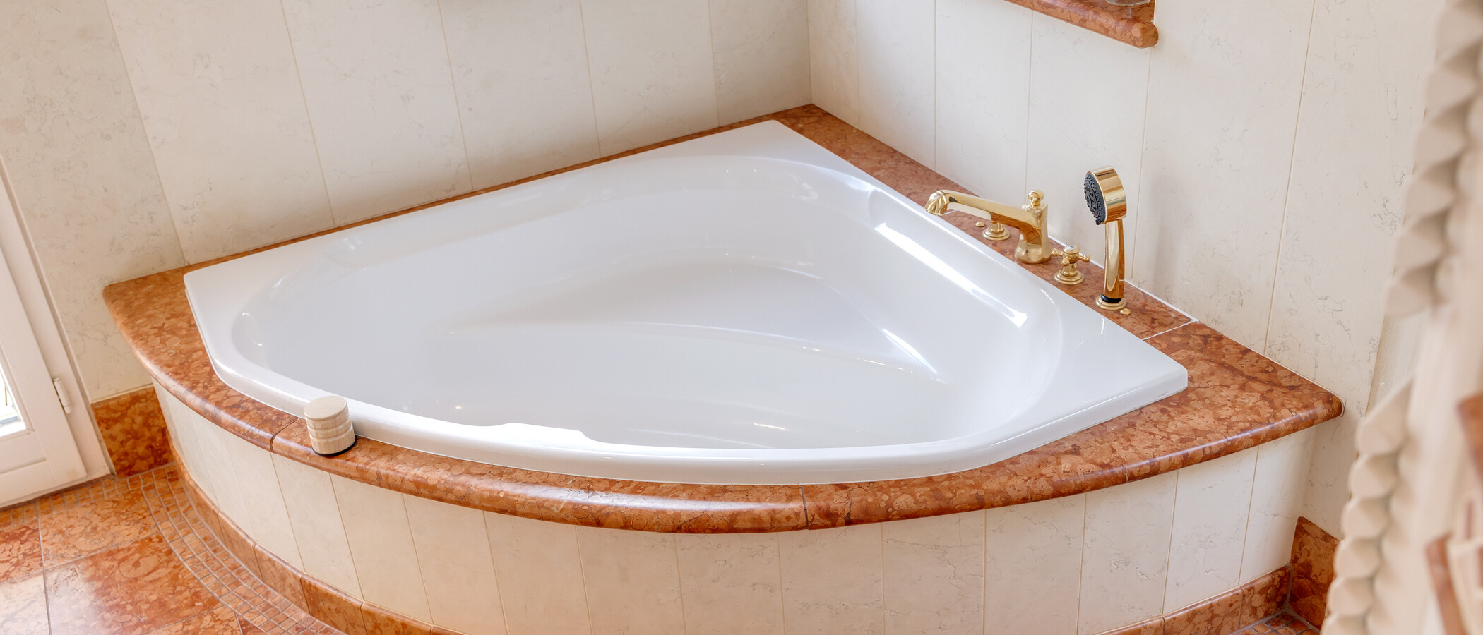 Villa Grünwald 02 1. Badezimmer 15022
