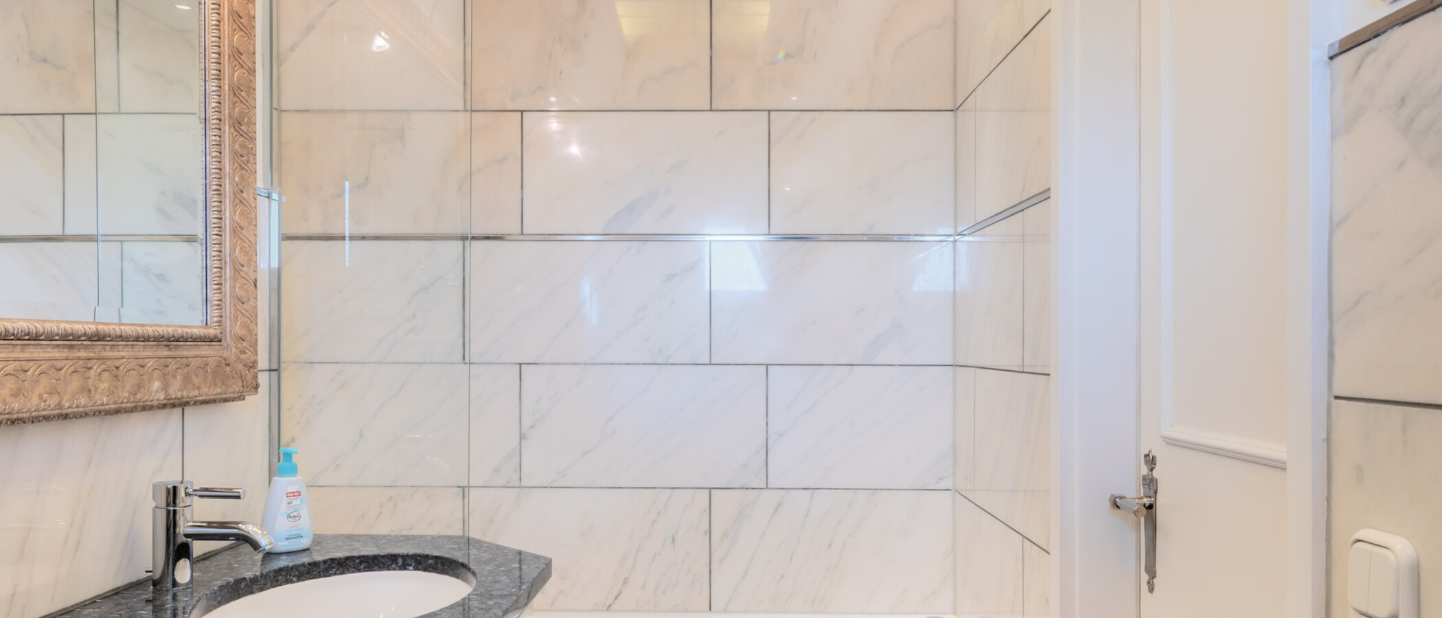 Wohnung München Au-Haidhausen 02 Badezimmer 15026