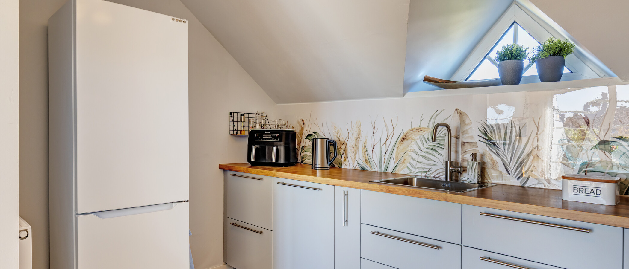 Dachgeschosswohnung Unterschleißheim 02 Küche 15029