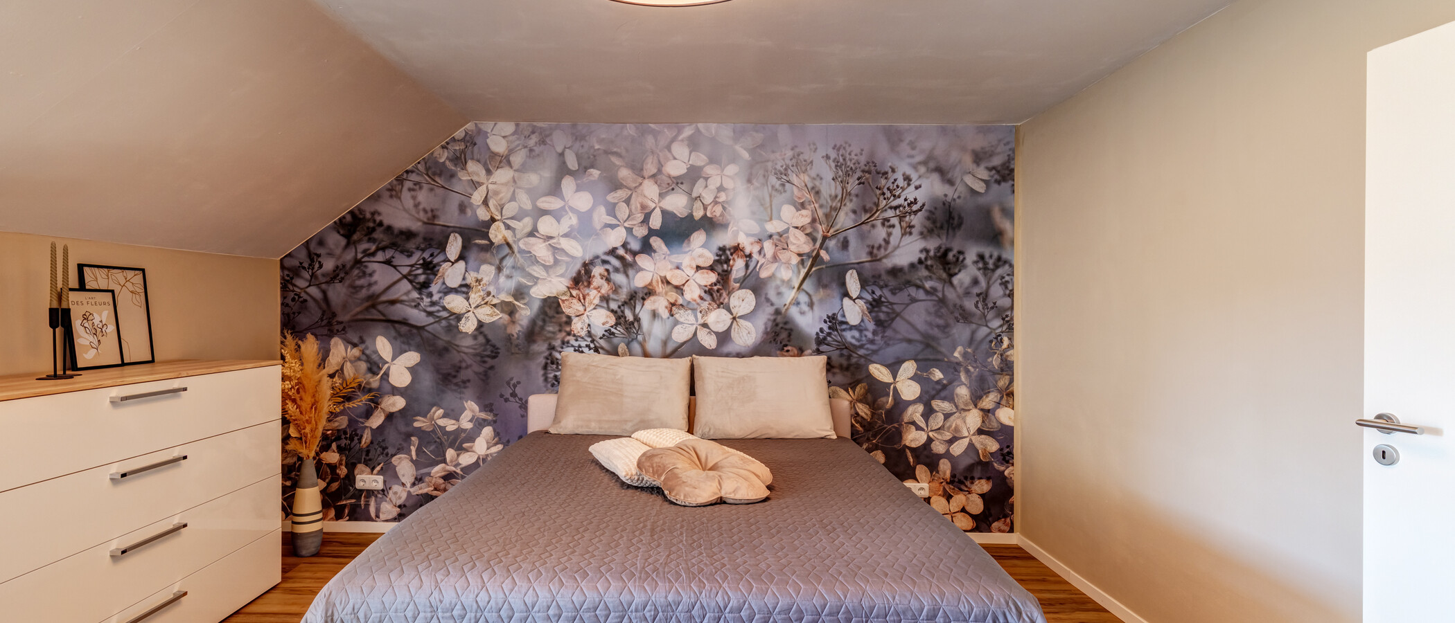 Dachgeschosswohnung Unterschleißheim 02 Schlafzimmer 15029