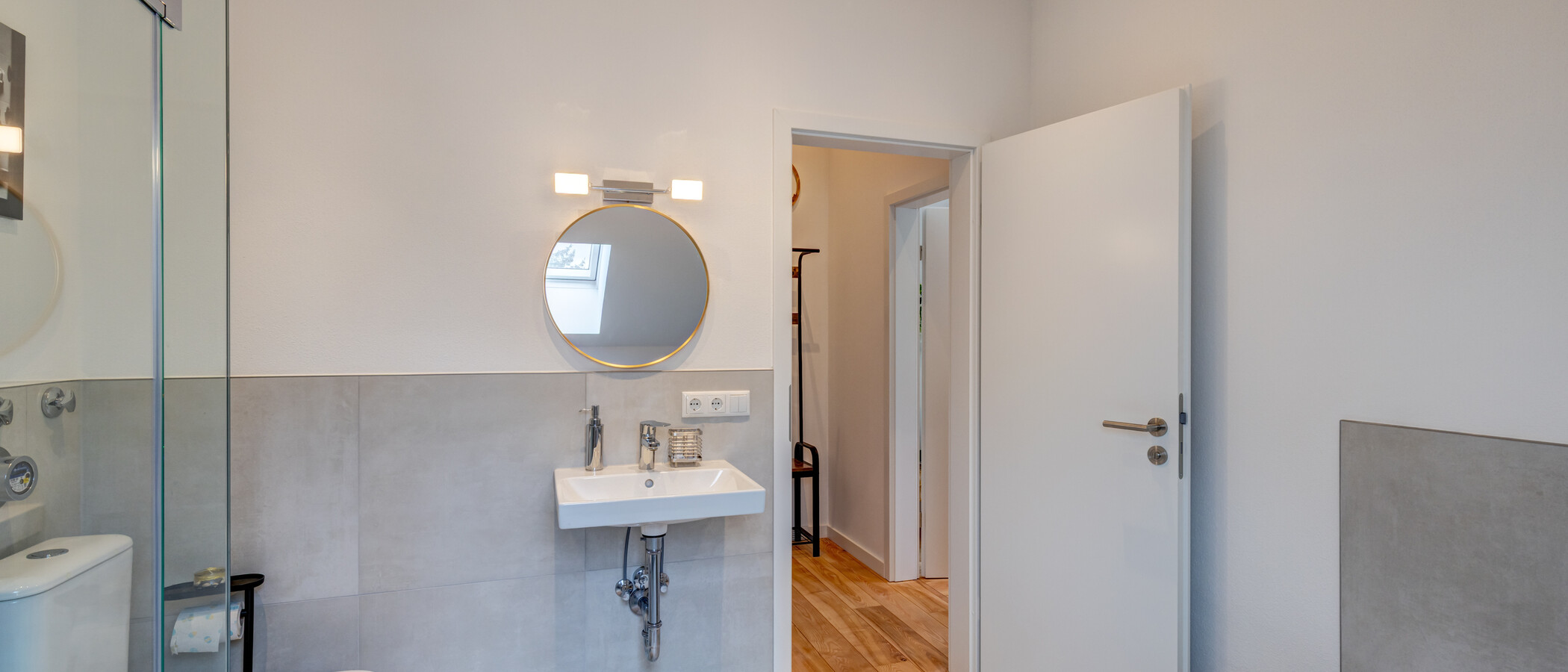 Dachgeschosswohnung München Solln 03 Badezimmer 15038