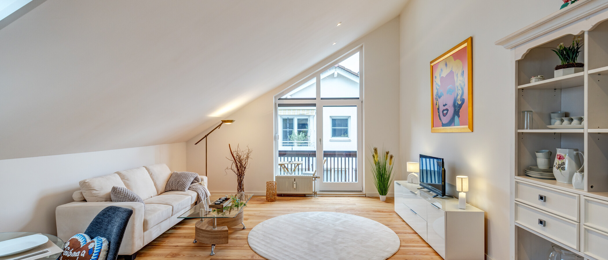 Dachgeschosswohnung München Solln 01 Wohnbereich 15038