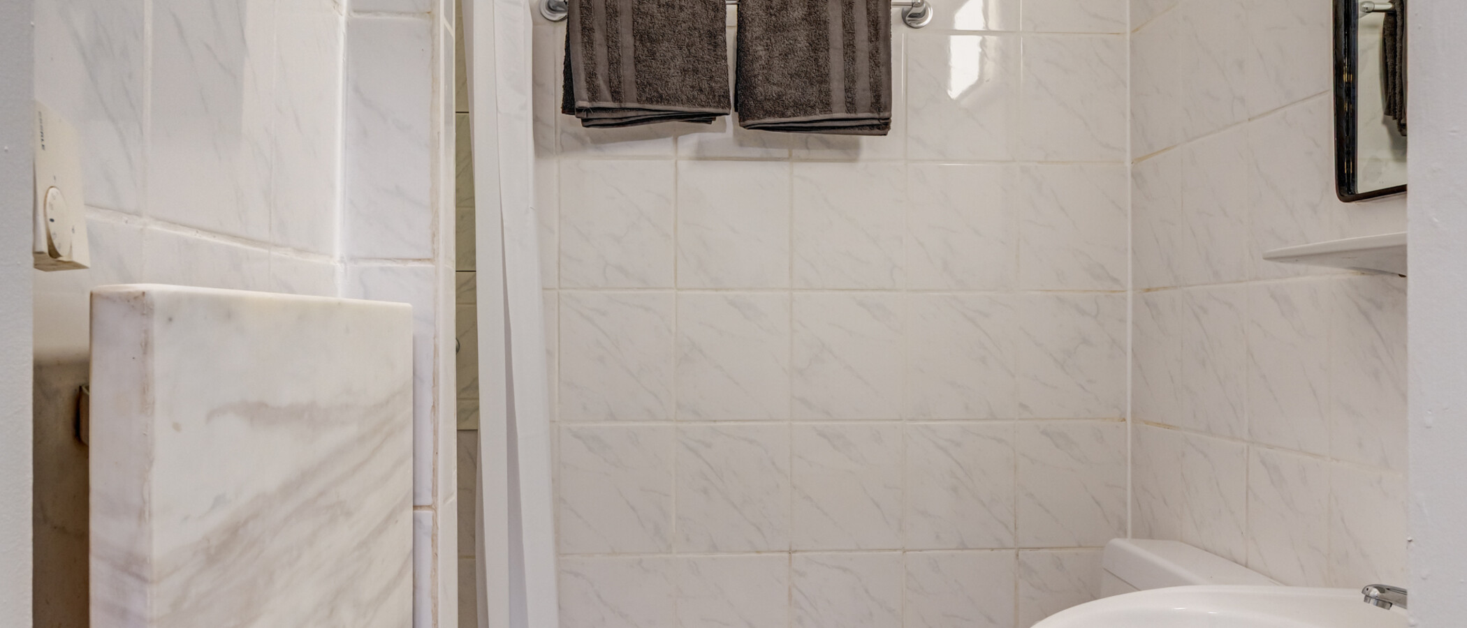 Apartment München Maxvorstadt - Universitätsviertel 02 Badezimmer 15042