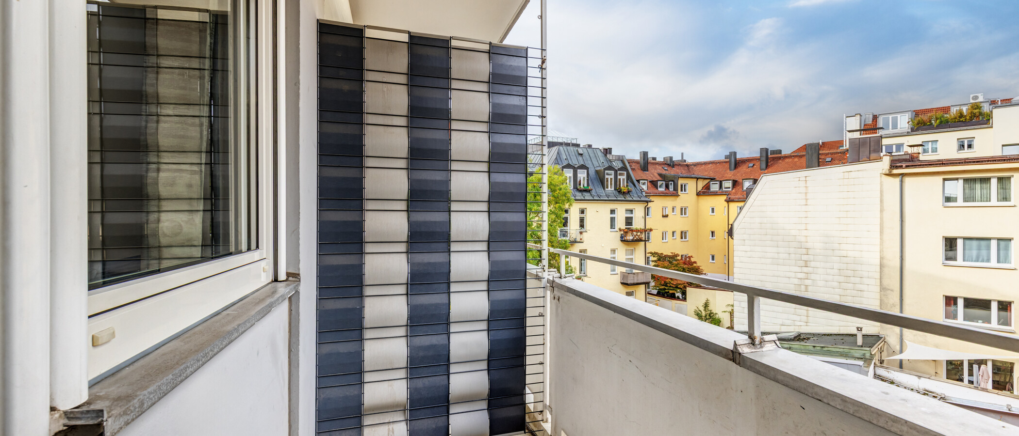 Apartment München Maxvorstadt - Universitätsviertel 01 Balkon 15042