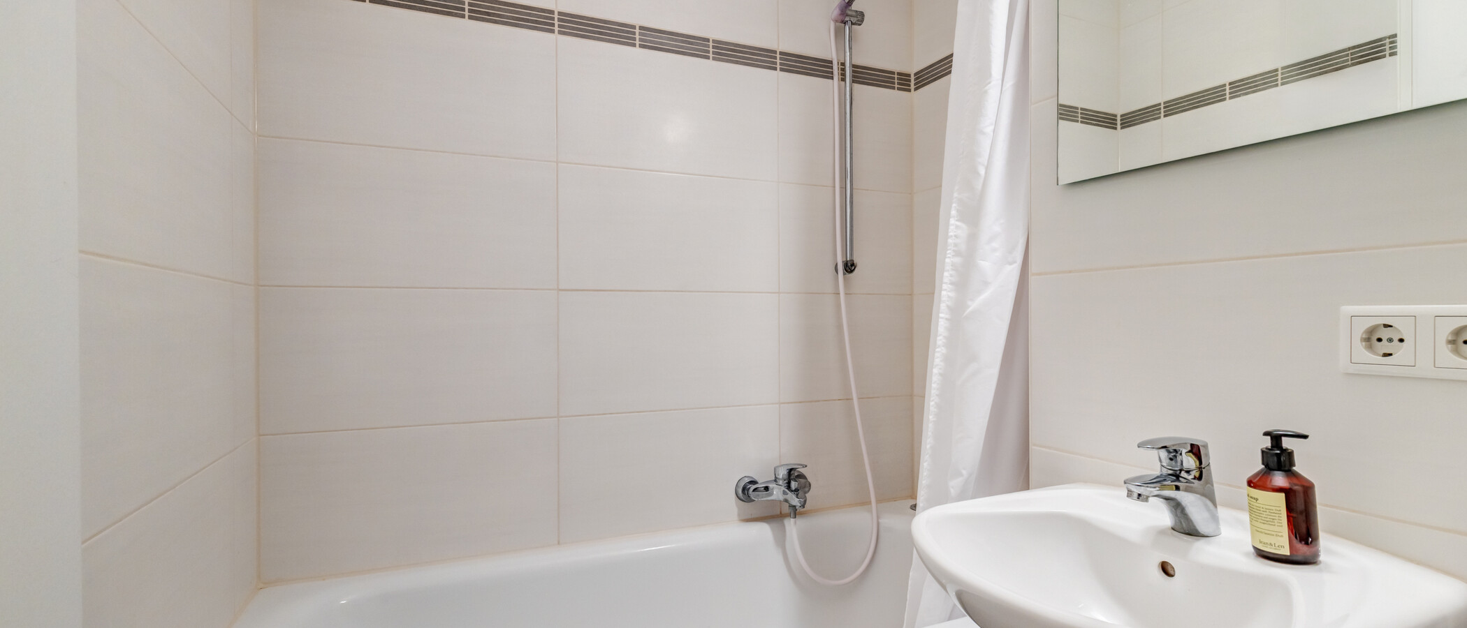 Wohnung München Schwabing-West (rund um den Hohenzollernplatz) 01 Badezimmer 15057
