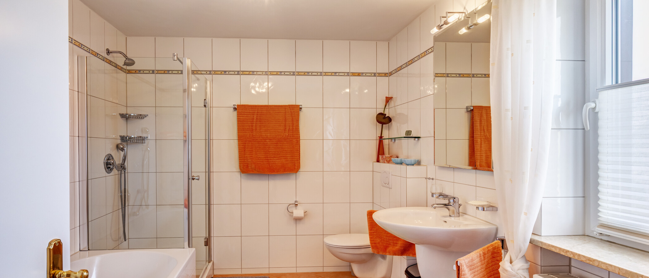 Doppelhaushälfte München Trudering 01 Badezimmer 15059