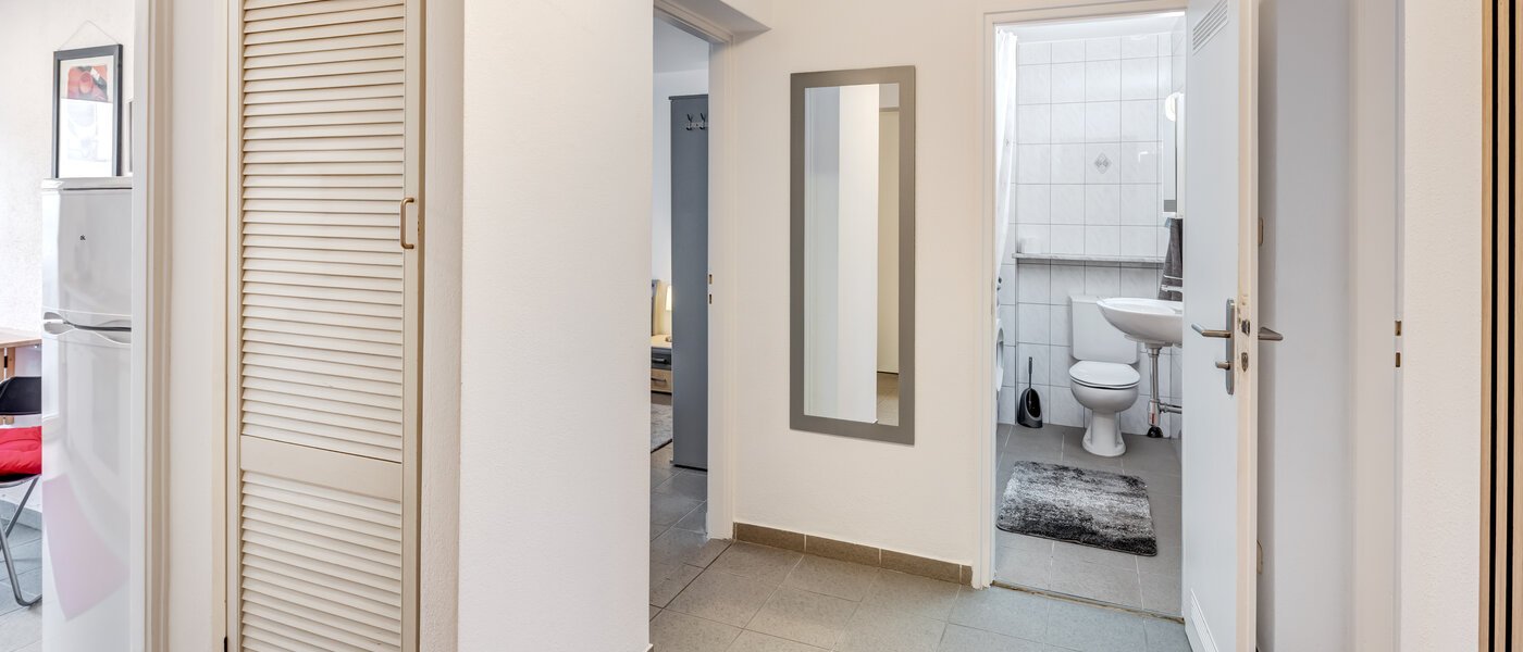 Wohnung München Maxvorstadt - Rund um den Josephplatz 01 Flur/Gang 1522