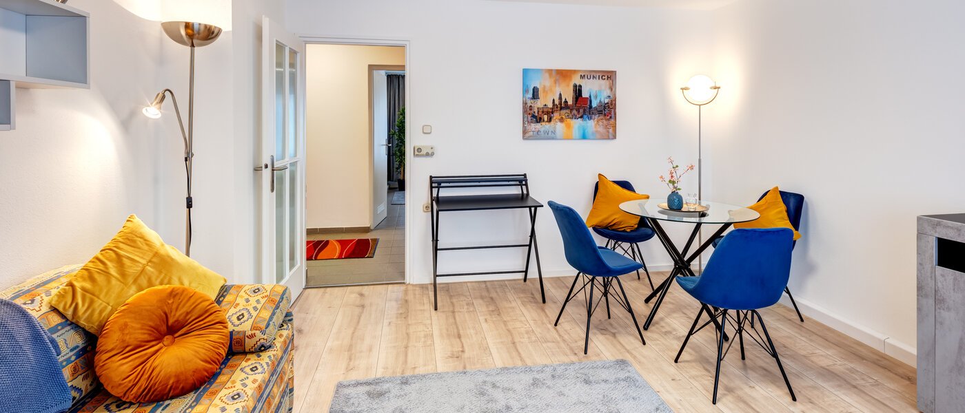 Wohnung München Maxvorstadt - Rund um den Josephplatz 03 Wohnzimmer 1522