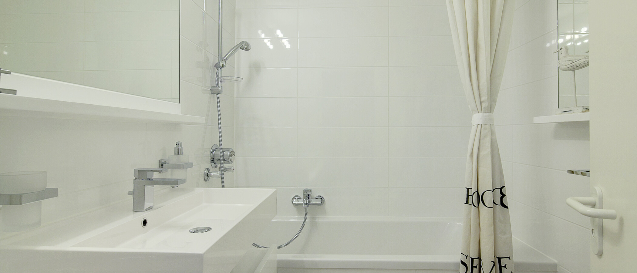Wohnung München Schwabing-Nord (zw. Belgrad- & Leopoldstraße) 01 Badezimmer 1541