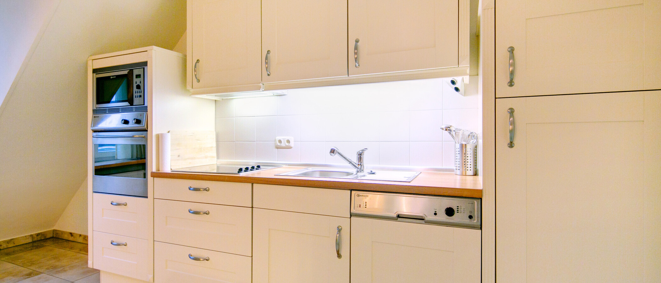 Wohnung München Maxvorstadt 01 Küche 157
