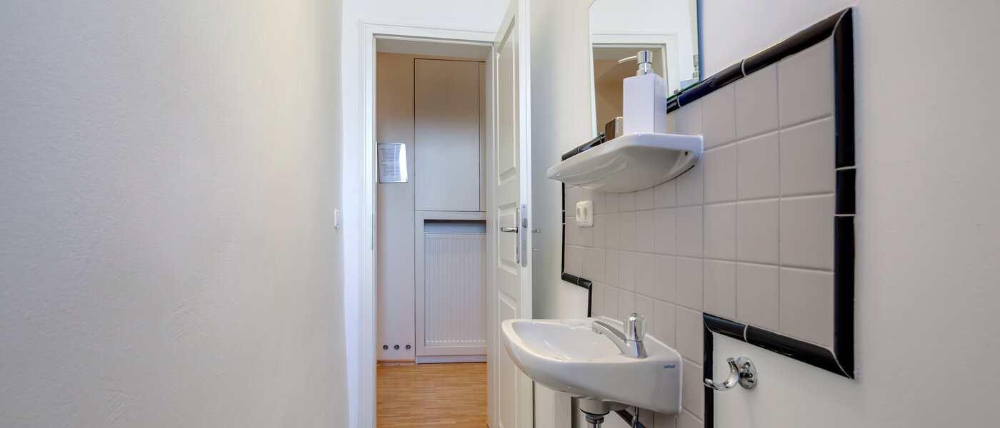 Wohnung München Gärtnerplatzviertel 02 Gäste-WC 1590