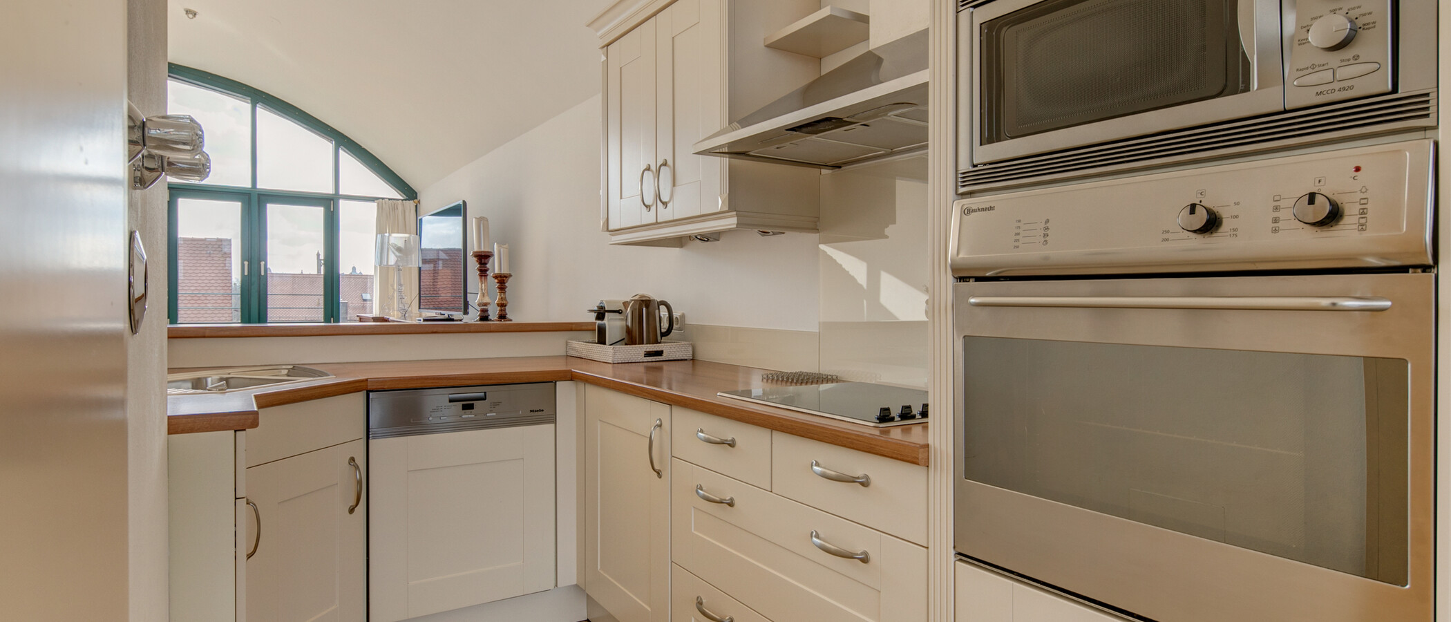 Dachterrassenwohnung München Maxvorstadt - Westen 01 Küche 1607