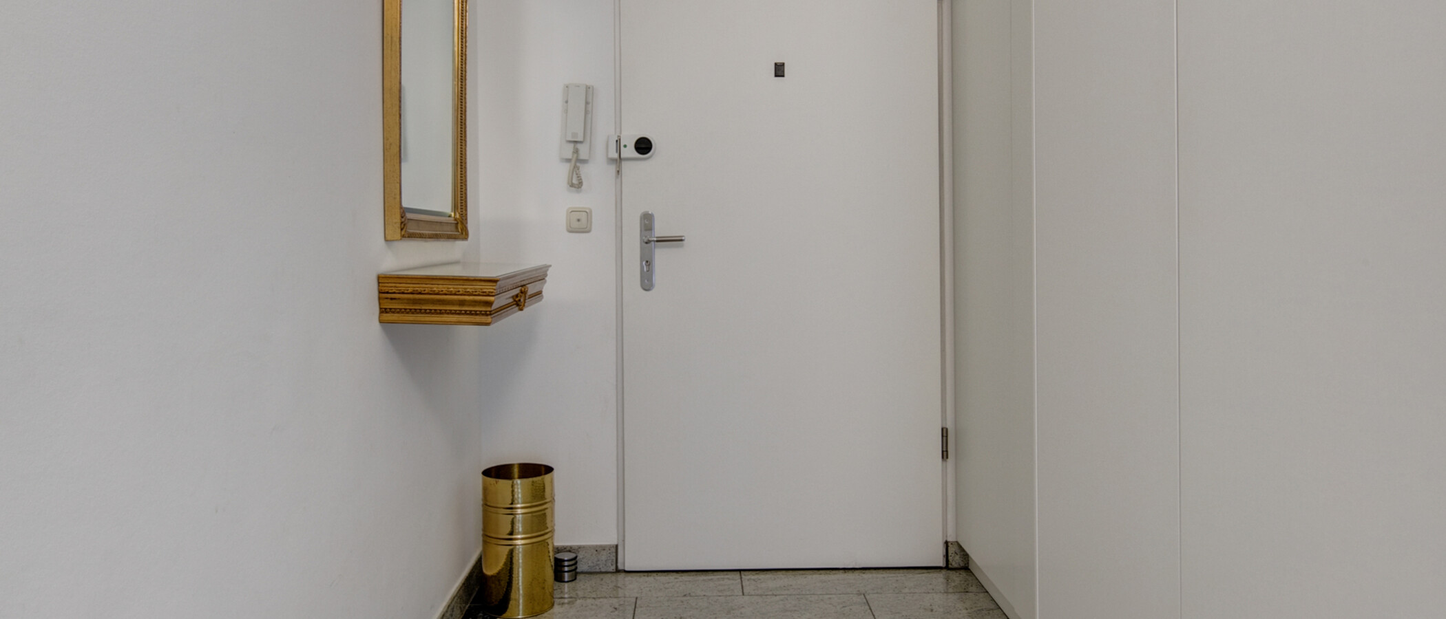 Dachterrassenwohnung München Maxvorstadt - Westen 04 Flur/Gang 1607