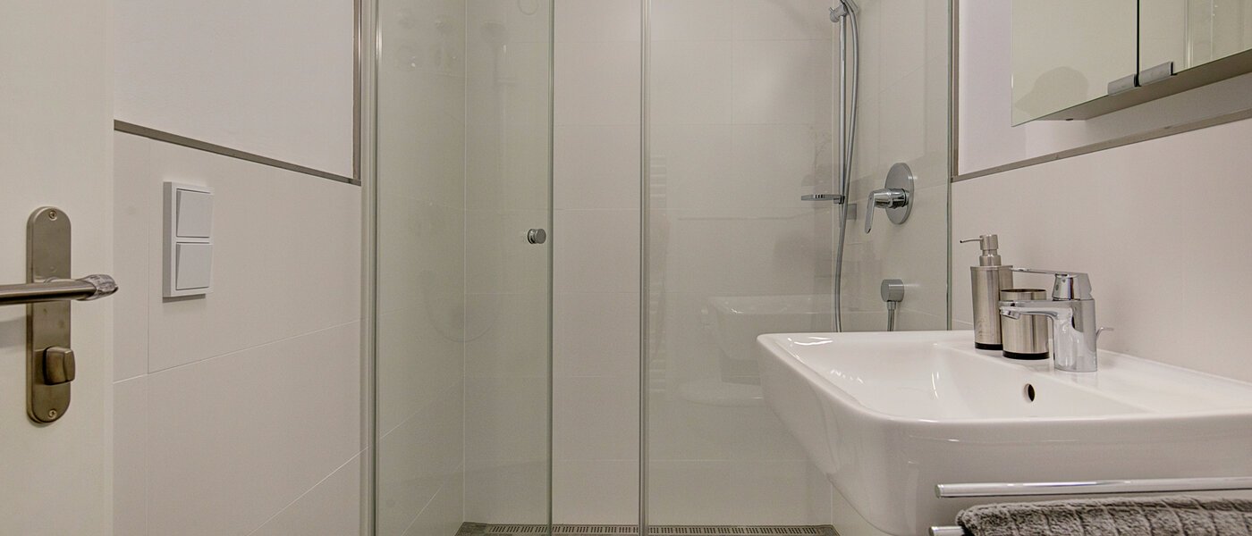 Wohnung München Altbogenhausen 02 2. Badezimmer 1627