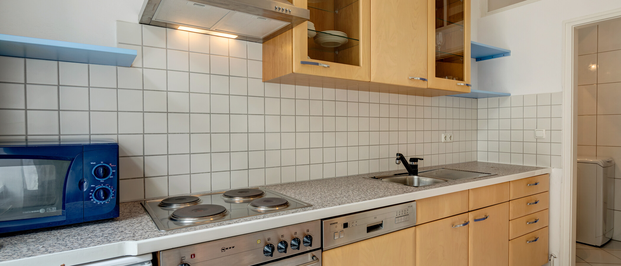 Wohnung München Schwabing (links der Leopoldstraße) 02 Küche 1680