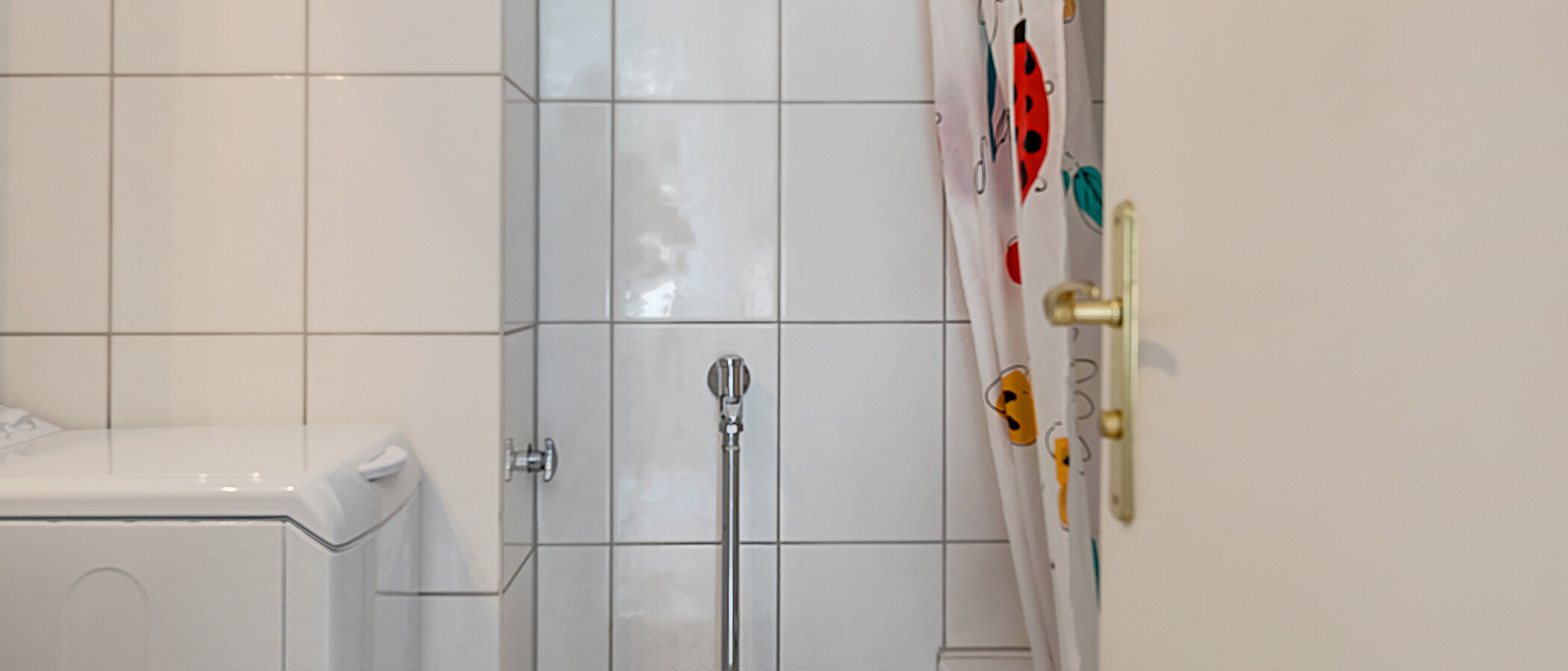 Wohnung München Schwabing (links der Leopoldstraße) 03 Badezimmer 1680