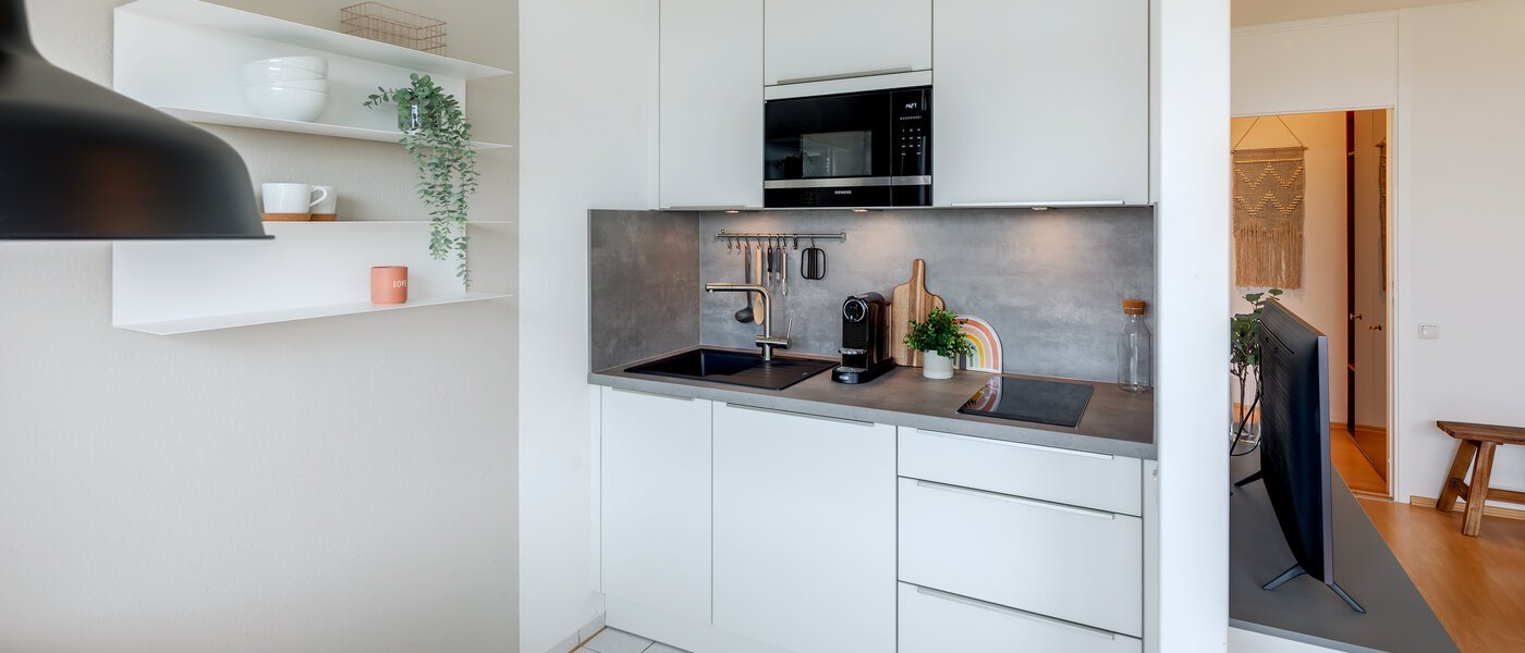 Wohnung München Schwabing-Nord (zw. Leopoldstraße & Englischen Garten) 01 Küche 1739