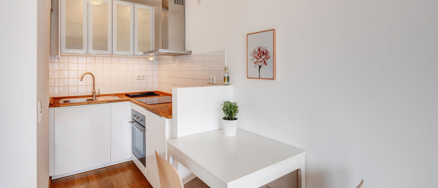 Apartment München Schwabing (rechts der Leopoldstraße) 03 Küche 1782