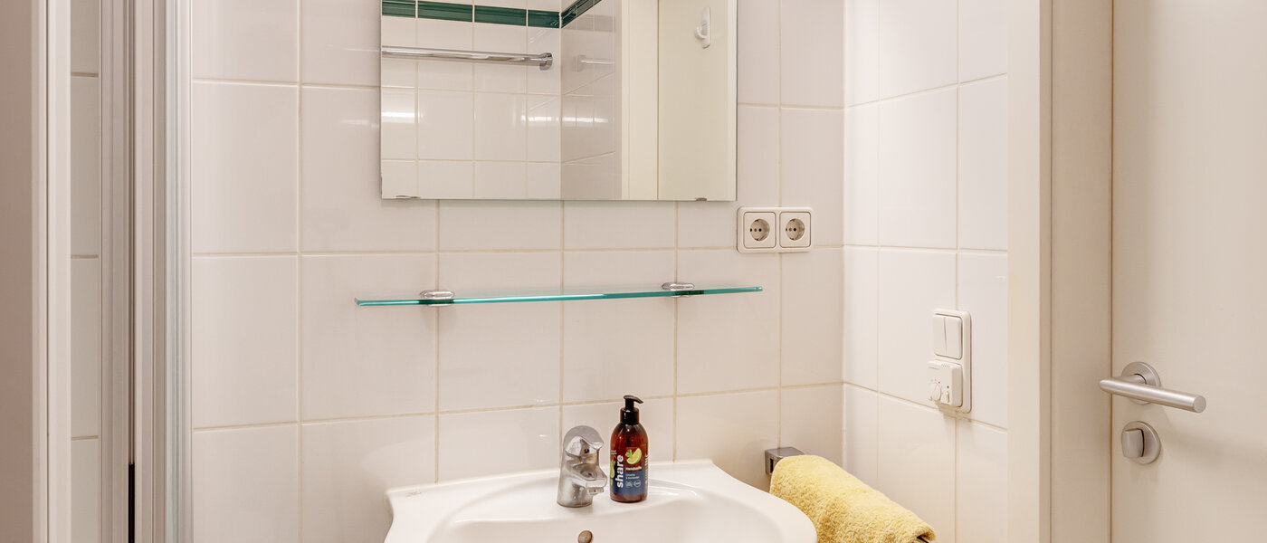 Apartment München Schwabing (rechts der Leopoldstraße) 02 Badezimmer 1782