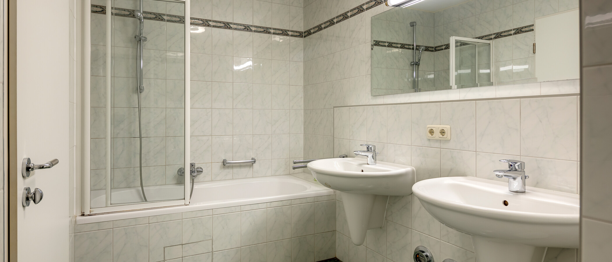 Wohnung München Maxvorstadt - Museumsviertel 02 Badezimmer 180