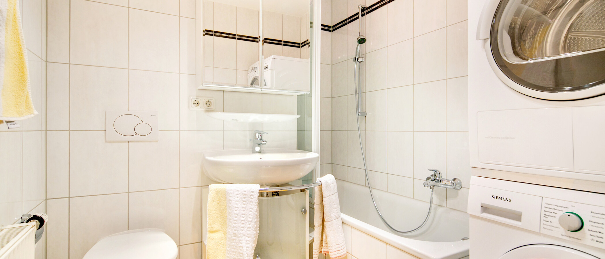Wohnung München Schwabing (rechts der Leopoldstraße) 01 Badezimmer 1976