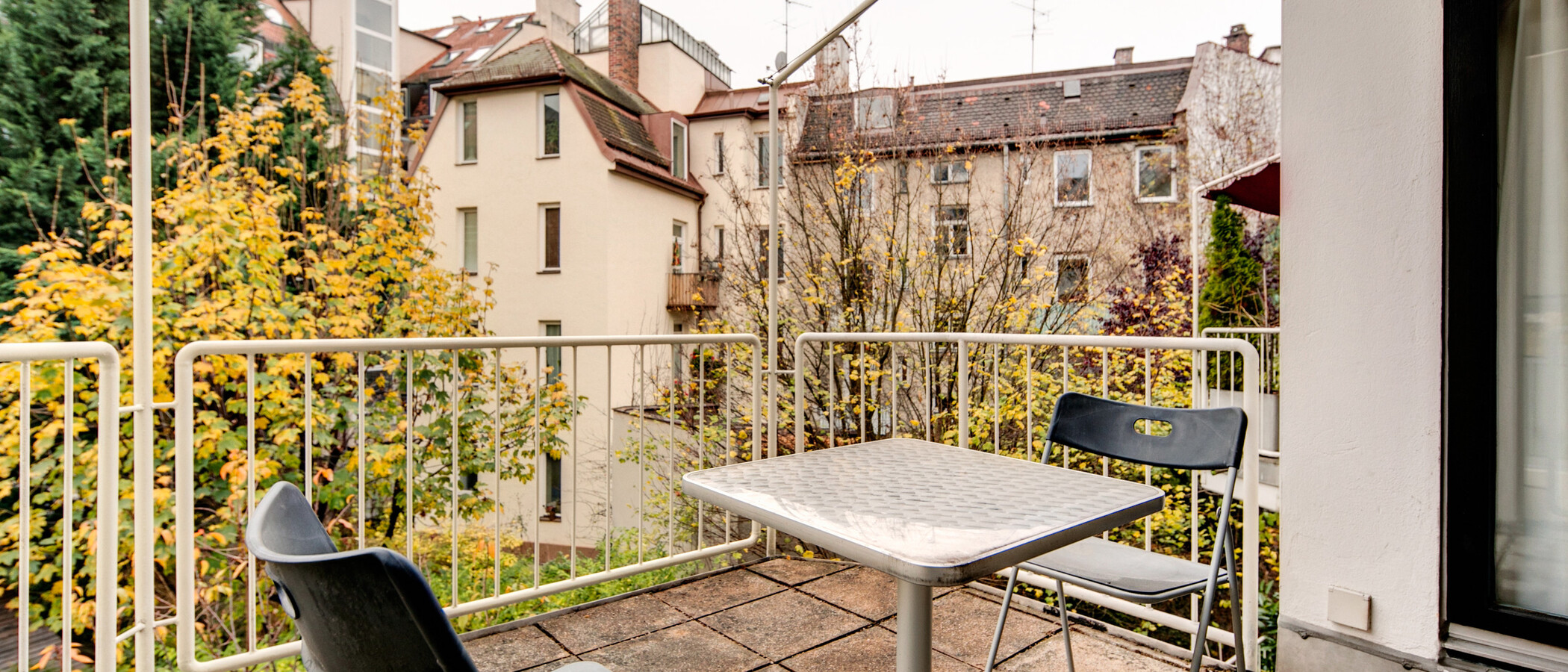 Wohnung München Schwabing (rechts der Leopoldstraße) 02 Balkon 1976