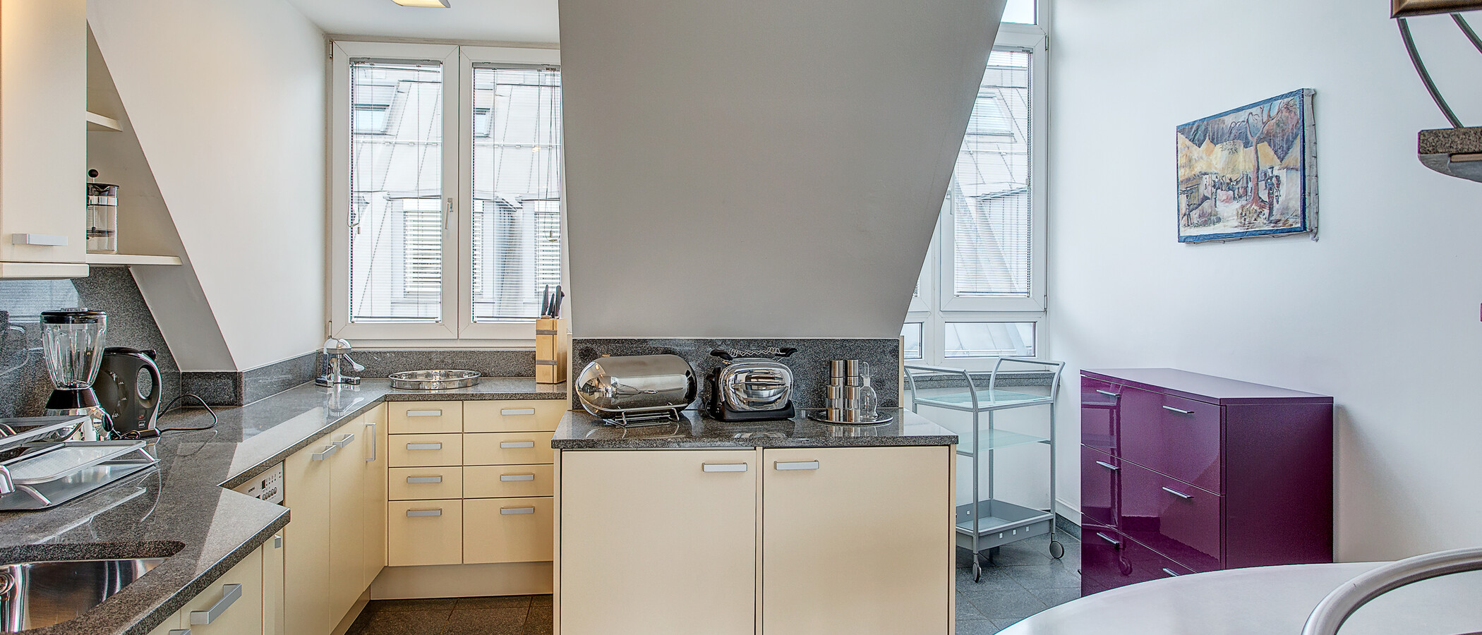 Maisonettewohnung München Schwabing (rechts der Leopoldstraße) 02 Küche 2018