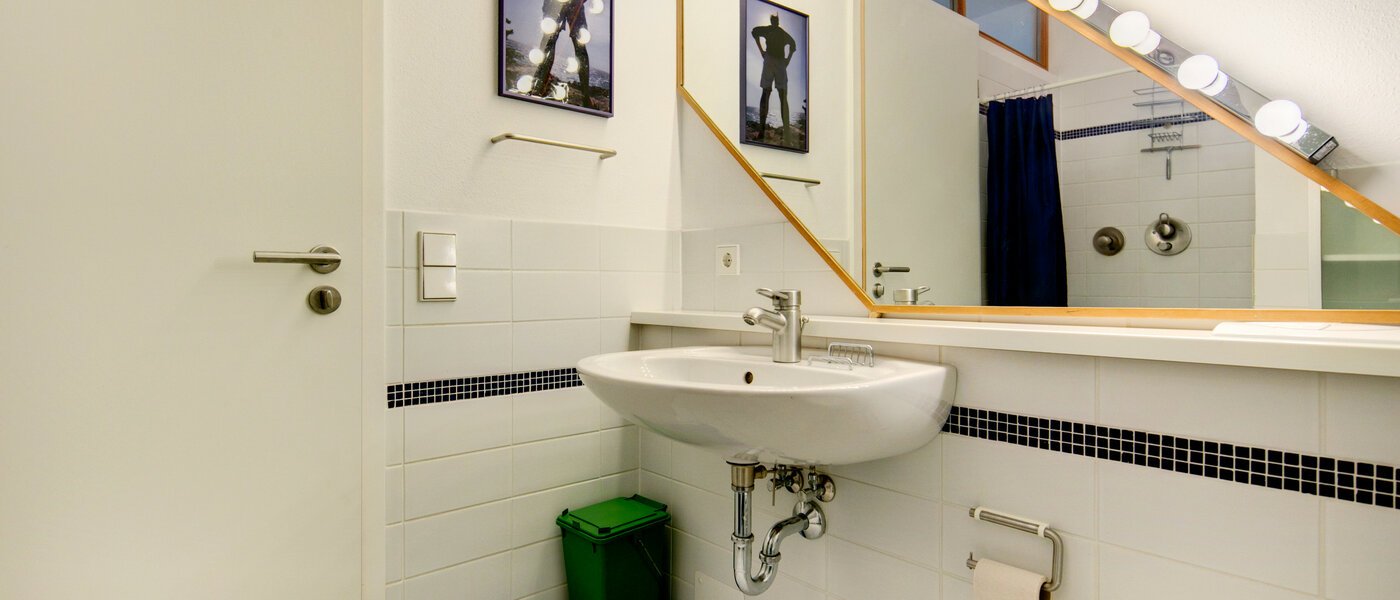 Wohnung München Großhadern 03 Badezimmer 2051