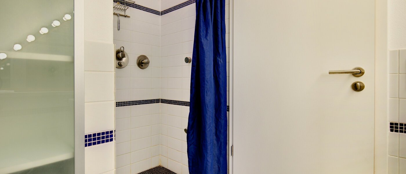 Wohnung München Großhadern 04 Badezimmer 2051