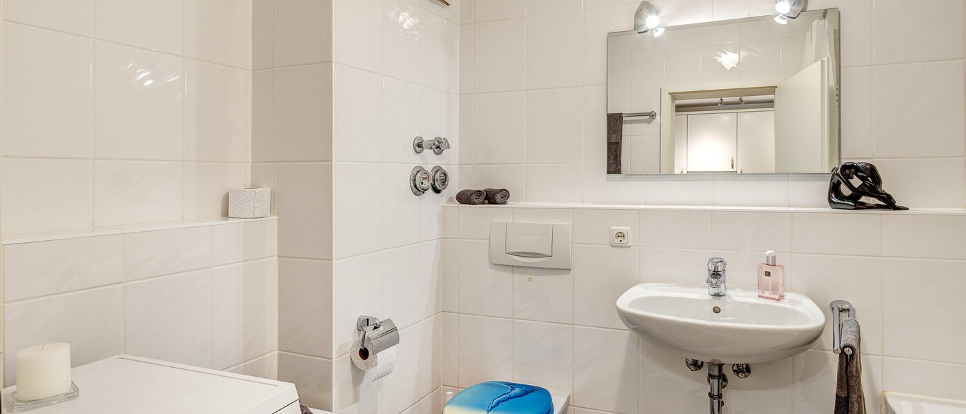 Wohnung München Johanneskirchen 02 Badezimmer 2079