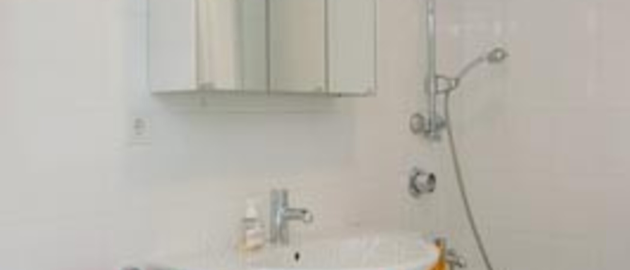 Wohnung München Schwabing-West (rund um den Hohenzollernplatz) 02 Badezimmer 2101