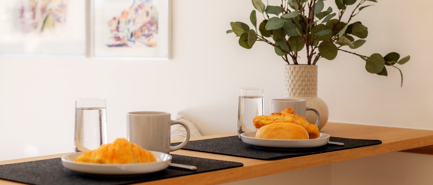 Apartment München Schwabing-Nord (zw. Leopoldstraße & Englischen Garten) 03 Schlafbereich 2242