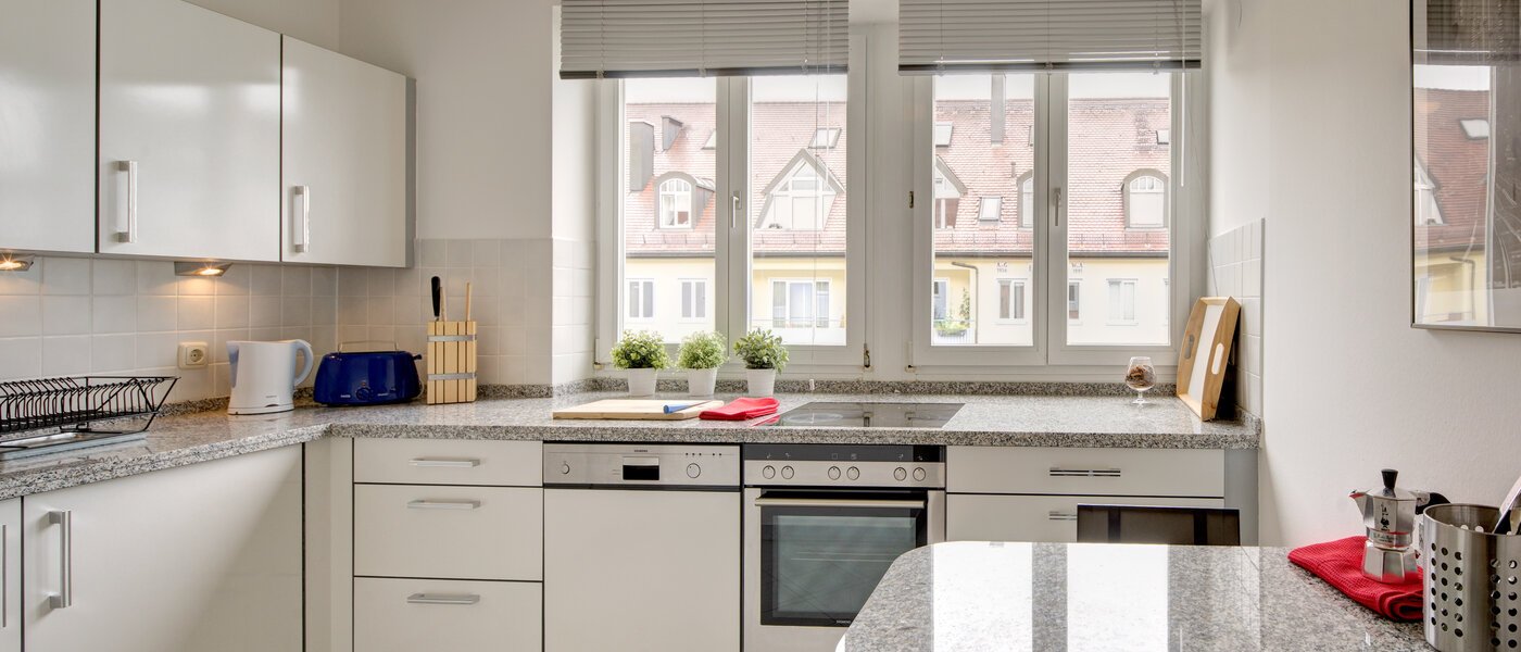 Wohnung München Maxvorstadt - Museumsviertel 01 Küche 2248
