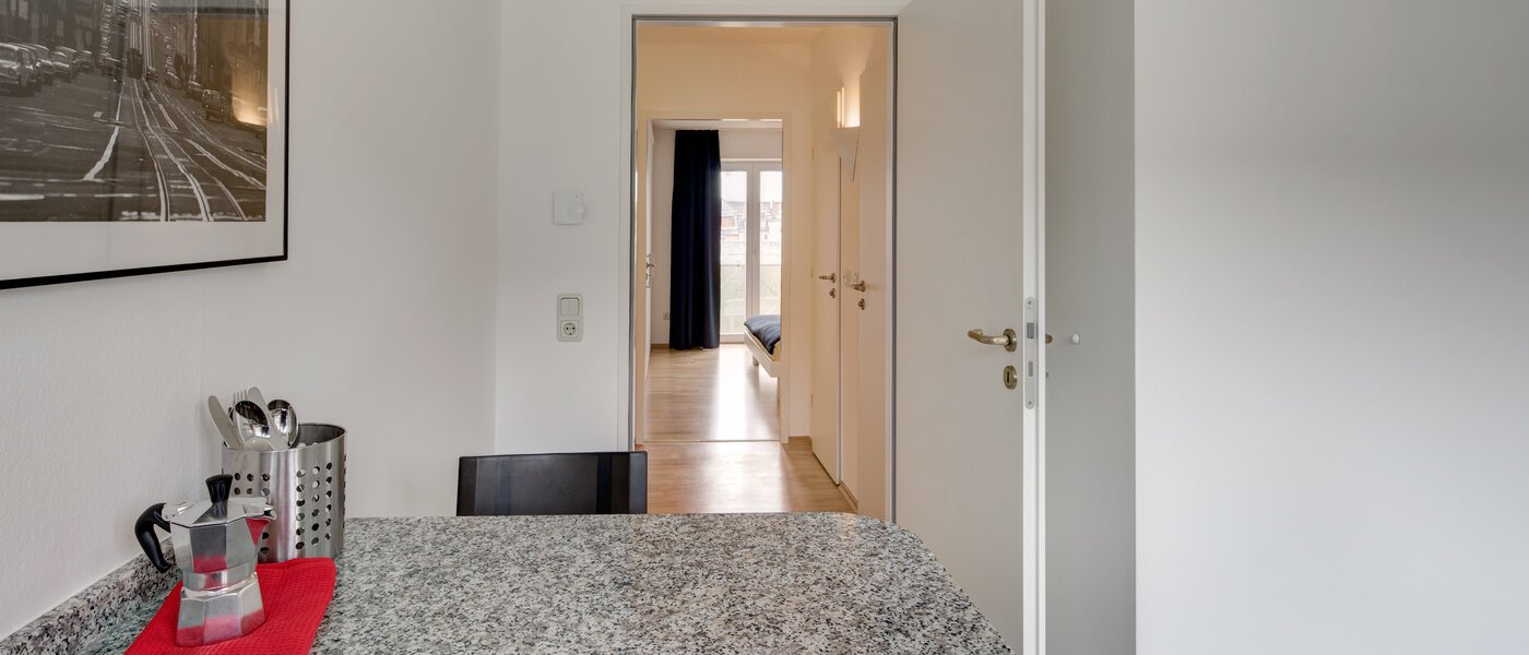 Wohnung München Maxvorstadt - Museumsviertel 03 Küche 2248