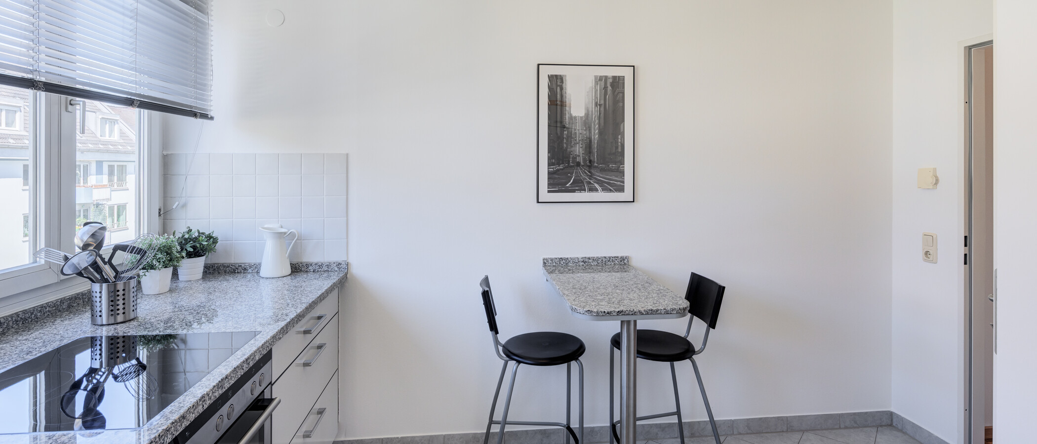 Wohnung München Maxvorstadt - Museumsviertel 03 Küche 2248