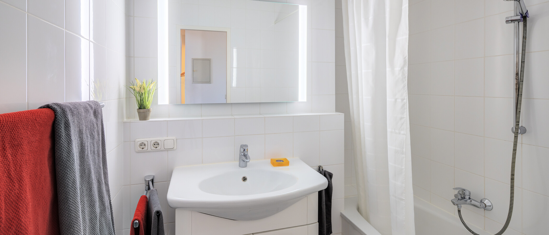 Wohnung München Maxvorstadt - Museumsviertel 01 Badezimmer 2248