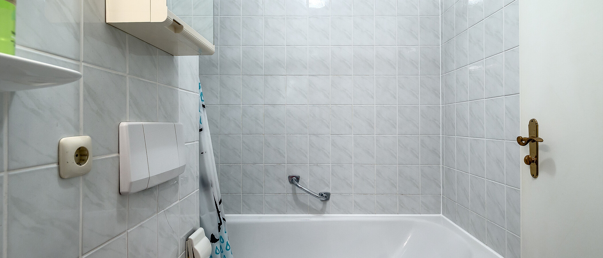 Apartment Unterhaching 02 Badezimmer 2327