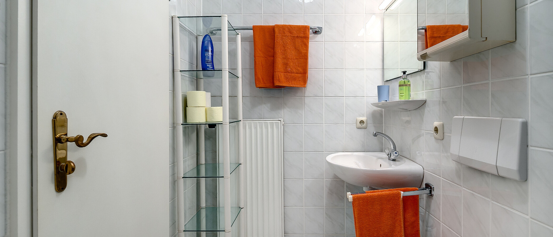 Apartment Unterhaching 03 Badezimmer 2327