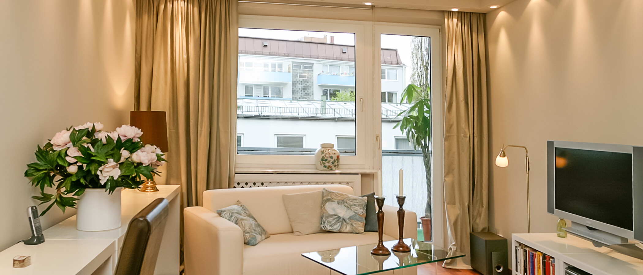 Apartment München Schwabing (links der Leopoldstraße) 01 Wohnen 2333