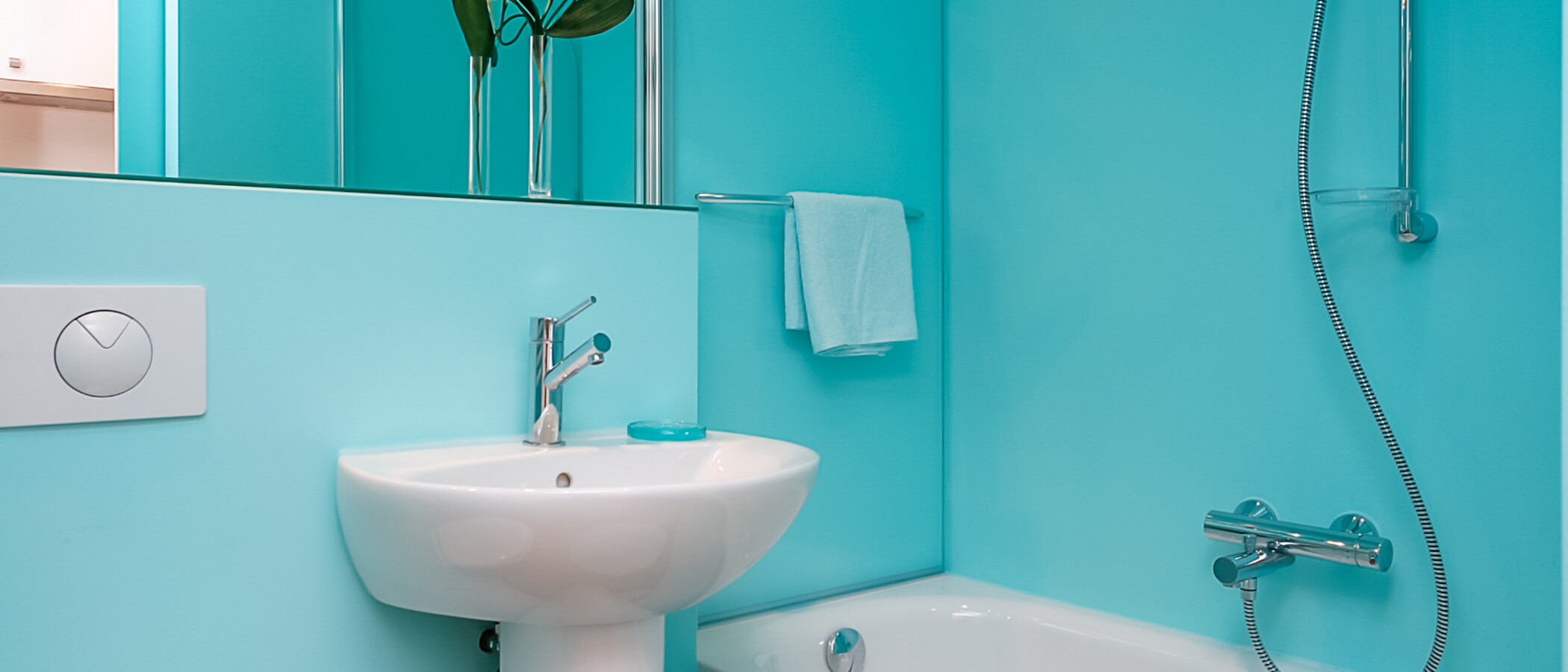Apartment München Schwabing (links der Leopoldstraße) 02 Badezimmer 2333