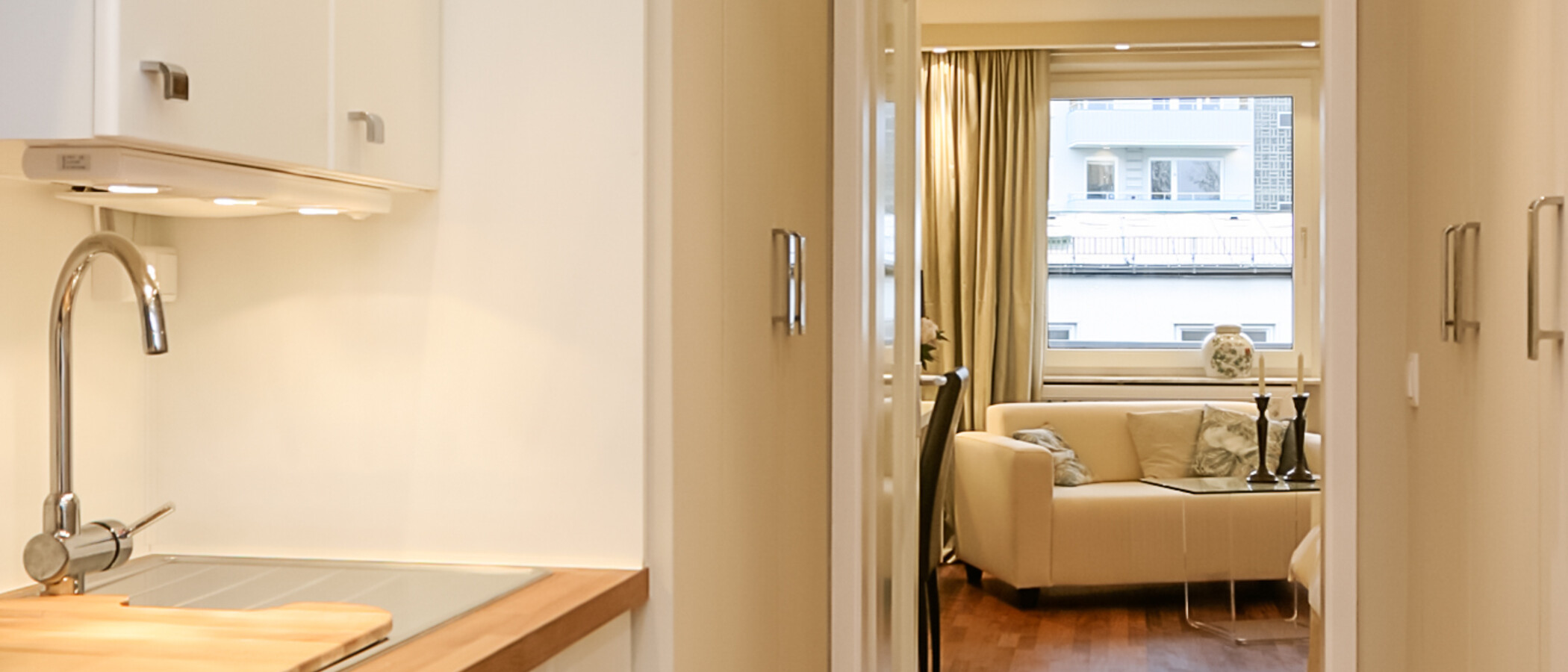 Apartment München Schwabing (links der Leopoldstraße) 02 Flur/Gang 2333