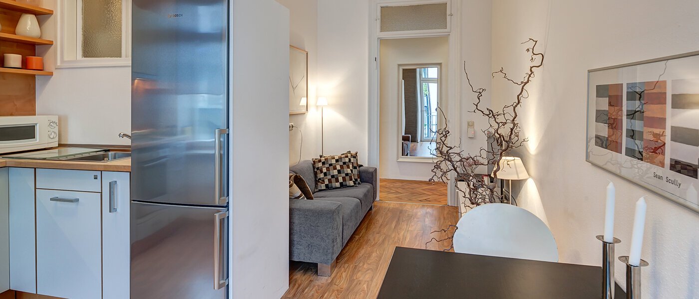 Wohnung München Gärtnerplatzviertel 04 Küche 2364