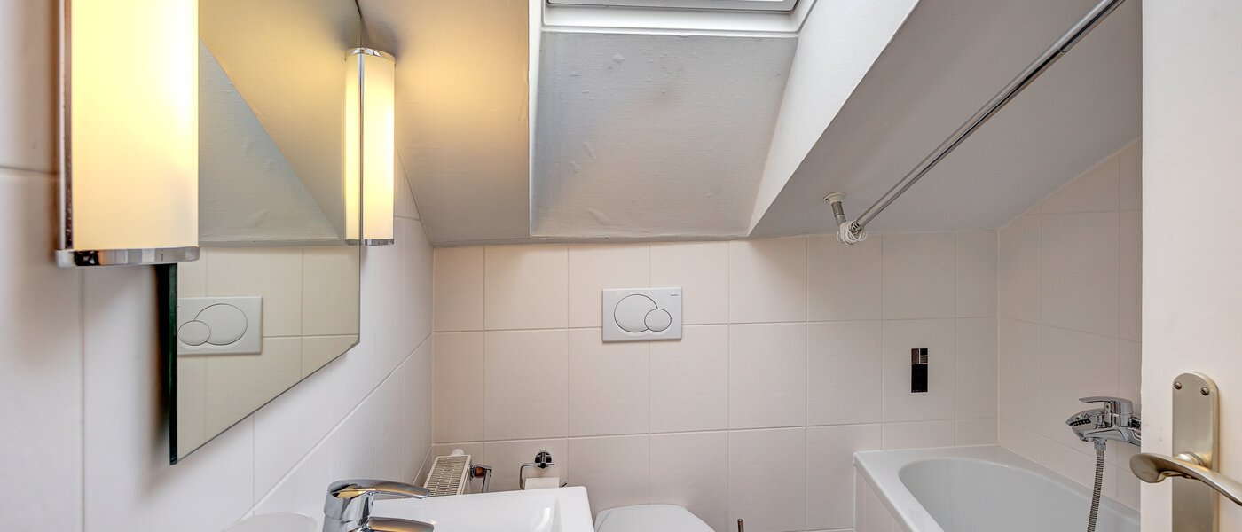 Apartment München Sendling-Westpark 01 Badezimmer 2380