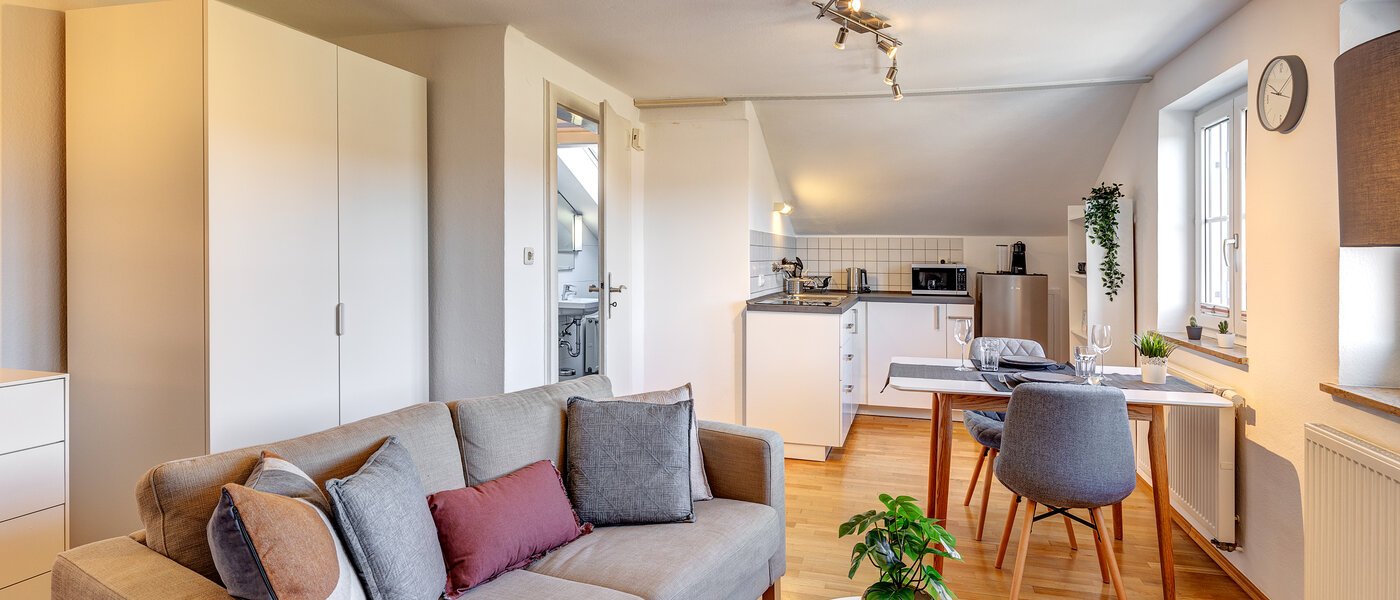 Apartment München Sendling-Westpark 03 Wohnbereich 2380