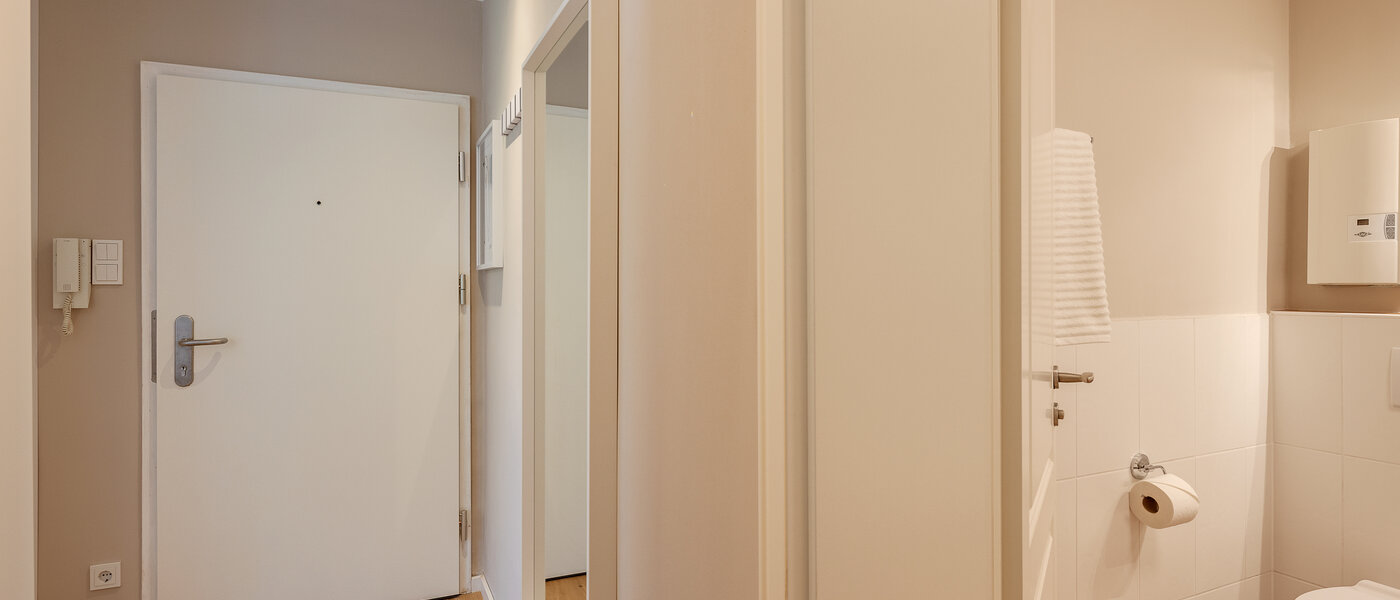 Wohnung München Schwabing (links der Leopoldstraße) 01 Flur/Gang 2407