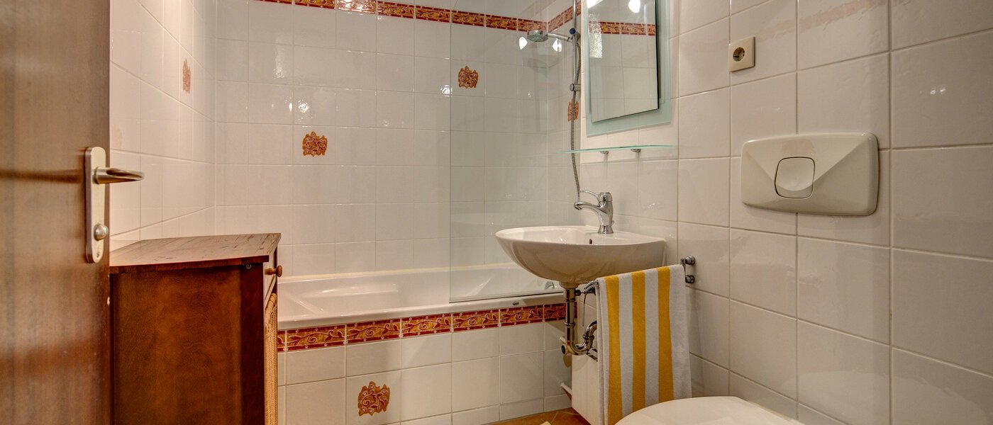 Wohnung München Laim 01 Badezimmer 2496